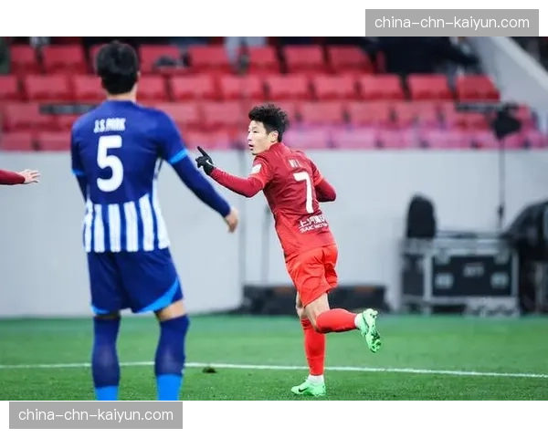 【2026年4月中超联赛·人物·消息武汉三镇队长完成职业生涯第300次联赛出场,以擅长调度肋部进攻闻名