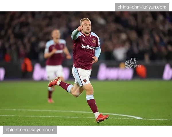 传闻:西汉姆联中锋鲍文成为拜仁慕尼黑夏季引援目标之一 传闻:西汉姆联中锋鲍文成为拜仁慕尼黑夏季引援目标之一